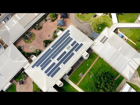 How is a high quality solar power system helping Palmerston College get better student outcomes? 